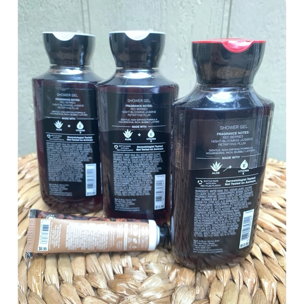 Bath & Body Works 3 Vampire Blood Shower Gels and 1 Glazed Pumpkin Hand Cream